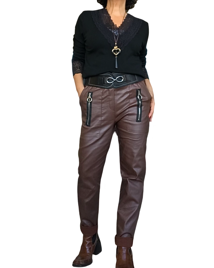 T-shirt noir uni, manche longue, col en V en dentelle et bas des manches en dentelle