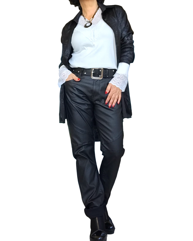 T-shirt blanc uni, manche longue, col en V en dentelle et bas des manches en dentelle