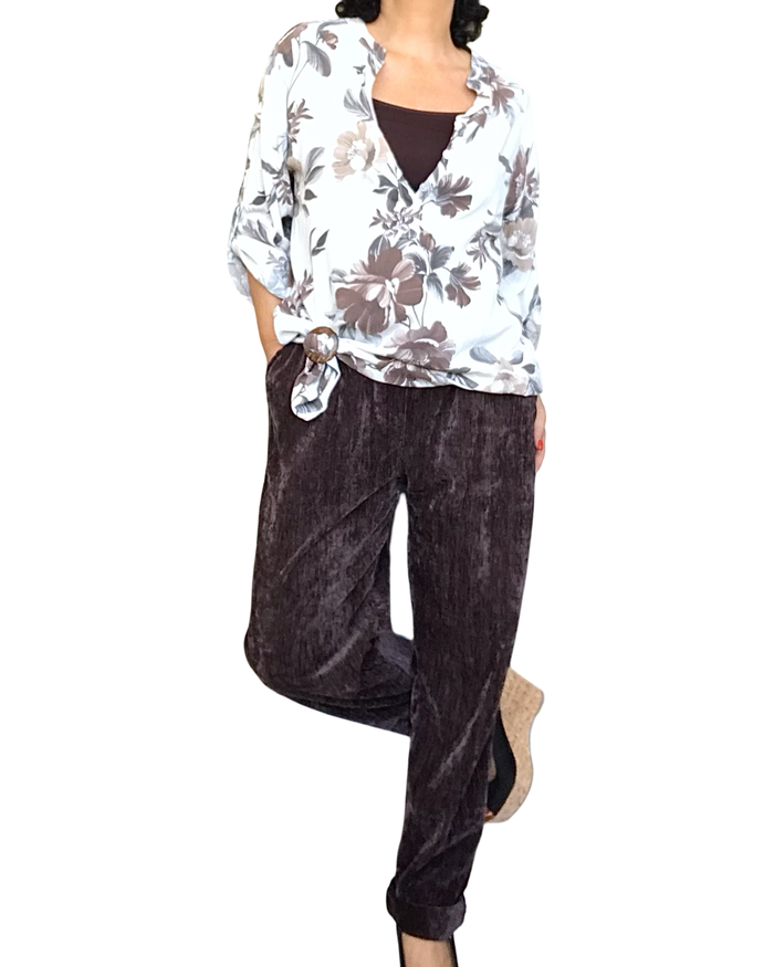 Blouse beige fleuri brun, moka et noir
