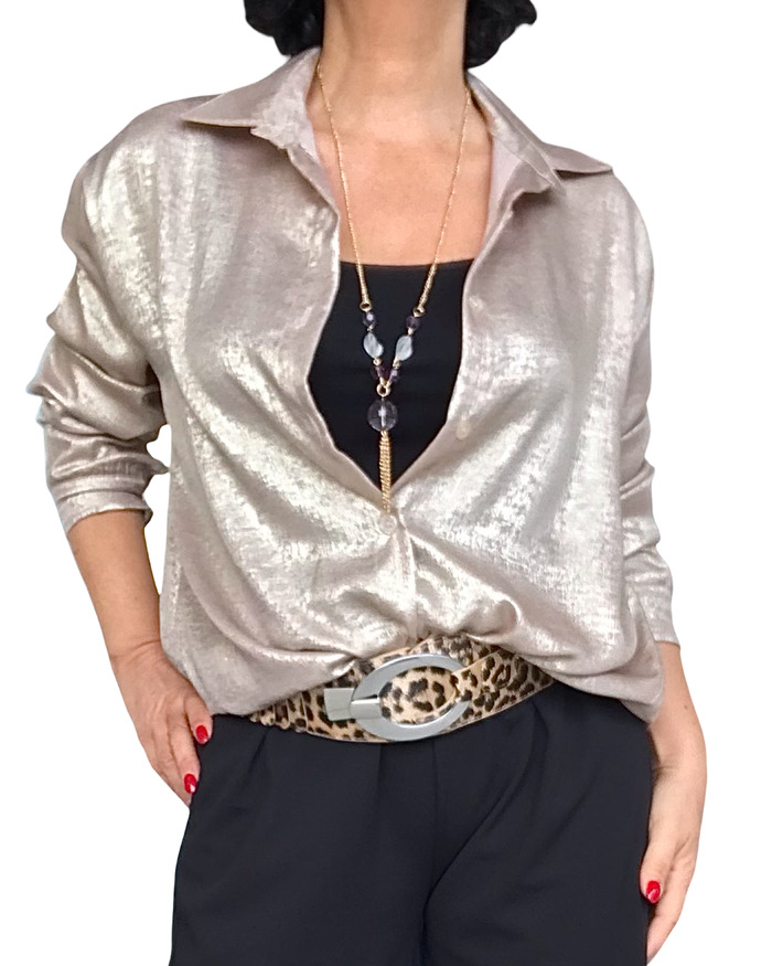 Chemise dorée en satin à manche longue