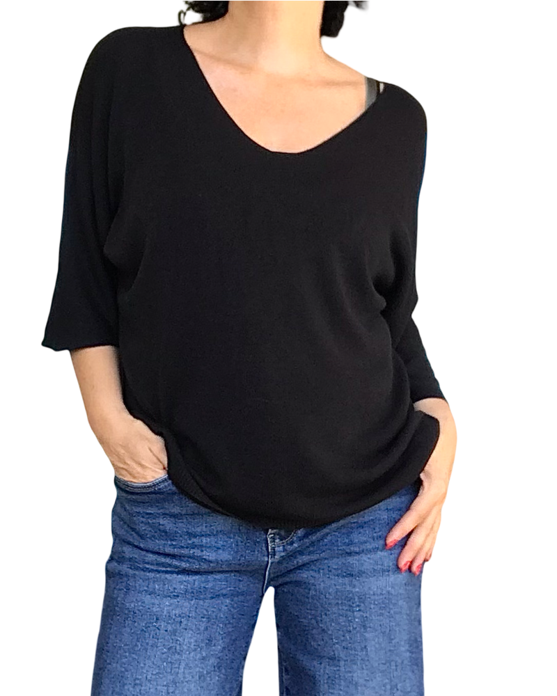 Chandail uni noir, col en V manche 3/4