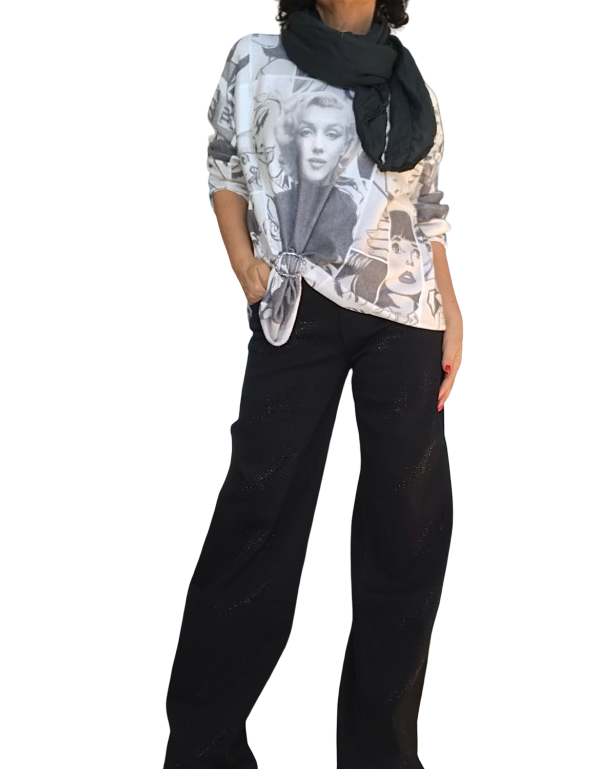 Chandail en tricot uni blanc cassé et noir avec dessin Marilyn Monroe