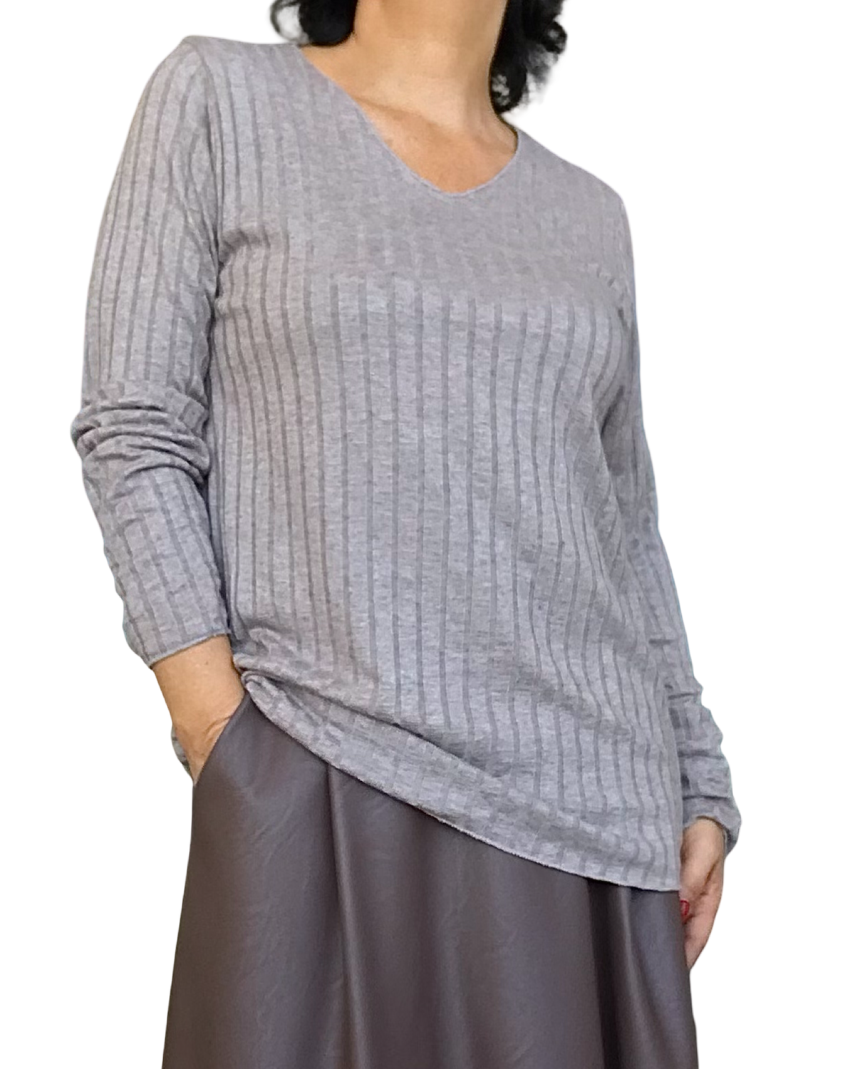 Chandail uni beige en rib col en V manche longue