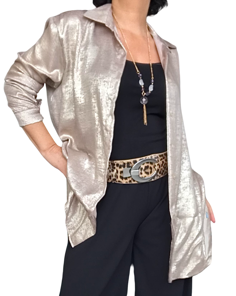 Chemise dorée en satin à manche longue