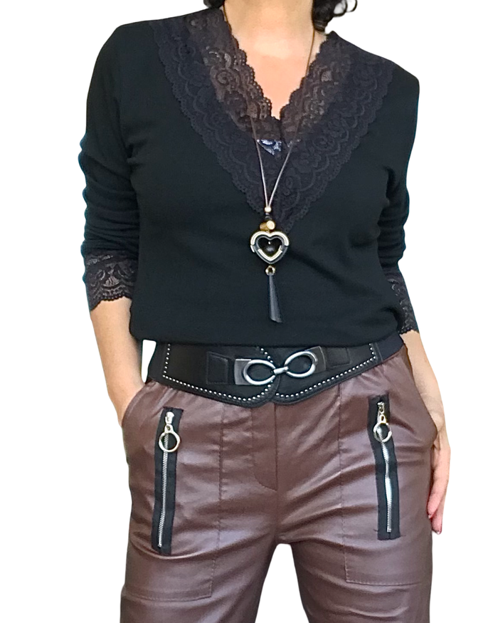 T-shirt noir uni, manche longue, col en V en dentelle et bas des manches en dentelle